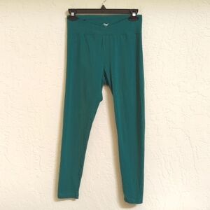 Aritzia TNA Green Crossover Leggings